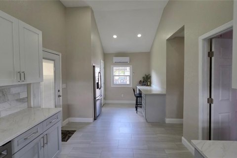 House in Dade City, Florida 4 bedrooms, 161.65 sq.m. № 1767275 - photo 19