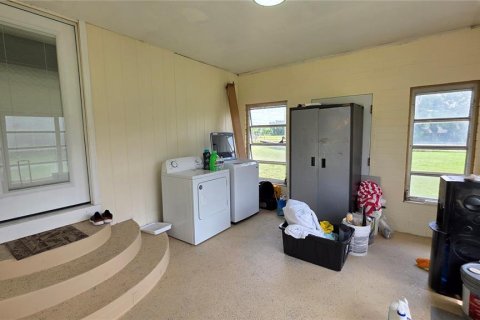 House in Dade City, Florida 4 bedrooms, 161.65 sq.m. № 1767275 - photo 24