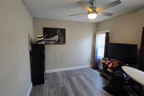 House in Dade City, Florida 4 bedrooms, 161.65 sq.m. № 1767275 - photo 20