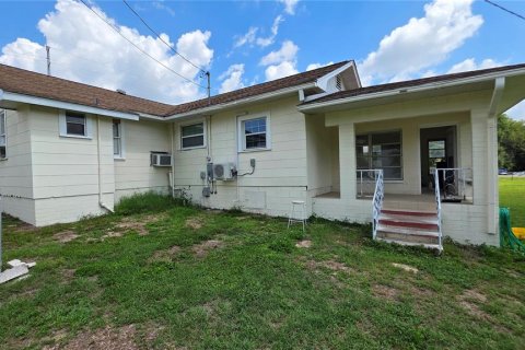 House in Dade City, Florida 4 bedrooms, 161.65 sq.m. № 1767275 - photo 27