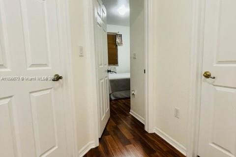 Townhouse in Miami, Florida 4 bedrooms, 166.57 sq.m. № 1952616 - photo 15