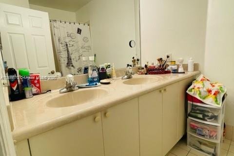 Townhouse in Miami, Florida 4 bedrooms, 166.57 sq.m. № 1952616 - photo 26