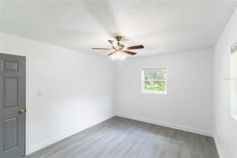 Casa en venta en Tampa, Florida, 4 dormitorios, 111.67 m2 № 1913127 - foto 24
