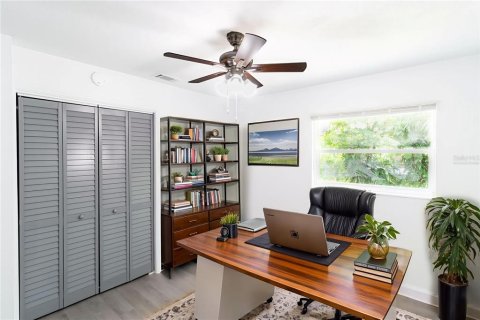 Casa en venta en Tampa, Florida, 4 dormitorios, 111.67 m2 № 1913127 - foto 20
