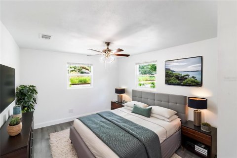Casa en venta en Tampa, Florida, 4 dormitorios, 111.67 m2 № 1913127 - foto 23