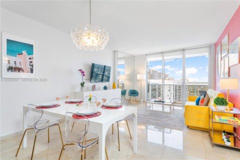 Купить кондоминиум в Майами, Флорида 1 спальня, 78.22м2, № 2154885 - фото 3