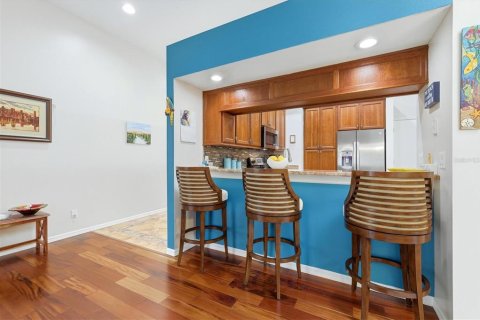 Villa ou maison à vendre à Sarasota, Floride: 2 chambres, 162.86 m2 № 2400185 - photo 10