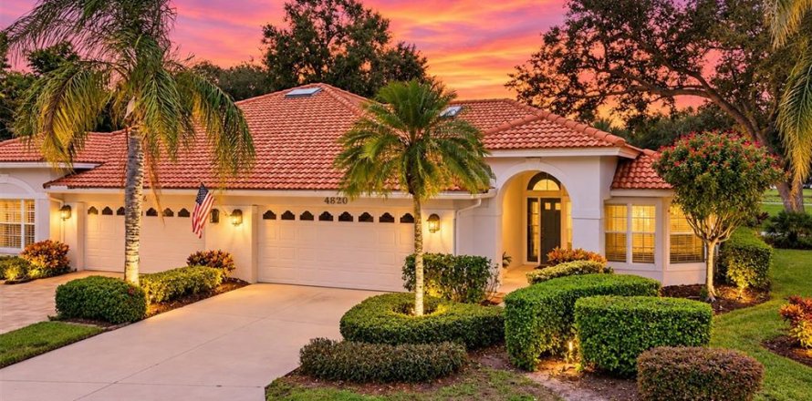 Villa ou maison à Sarasota, Floride 2 chambres, 162.86 m2 № 2400185