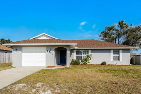 Villa ou maison à Deltona, Floride 3 chambres, 113.71 m2 № 2406967