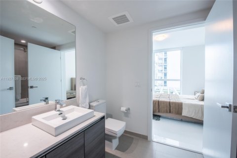 Condominio en venta en Miami, Florida, 2 dormitorios, 105.35 m2 № 1986187 - foto 7
