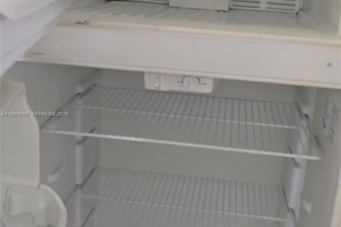 Appartement à louer à Homestead, Floride: 1 chambre, 290.78 m2 № 2060710 - photo 4