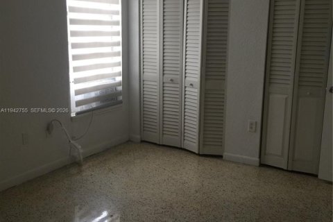 Снять в аренду кондоминиум в Майами, Флорида 2 спальни, 71.44м2, № 2002501 - фото 11