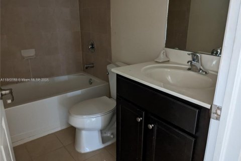 Adosado en alquiler en Cutler Bay, Florida, 3 dormitorios, 128.48 m2 № 1954563 - foto 7