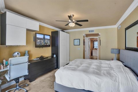 Condominio en venta en Hollywood, Florida, 2 dormitorios, 161 m2 № 1978726 - foto 13