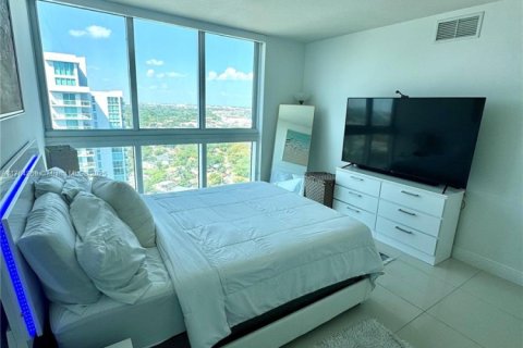 Condo in Miami, Florida, 2 bedrooms  № 1868049 - photo 6