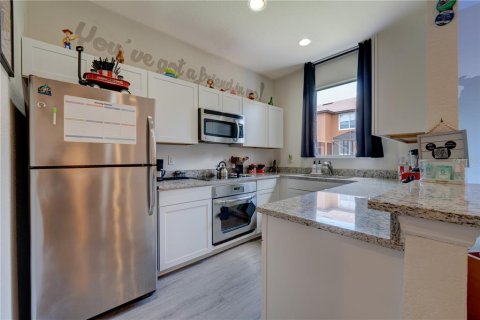 Adosado en venta en Kissimmee, Florida, 4 dormitorios, 133.78 m2 № 2157272 - foto 27