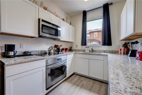 Adosado en venta en Kissimmee, Florida, 4 dormitorios, 133.78 m2 № 2157272 - foto 28
