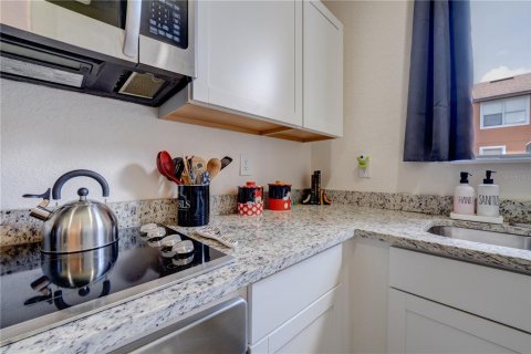 Adosado en venta en Kissimmee, Florida, 4 dormitorios, 133.78 m2 № 2157272 - foto 29