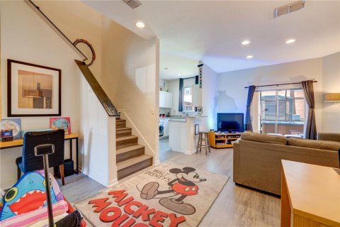 Adosado en venta en Kissimmee, Florida, 4 dormitorios, 133.78 m2 № 2157272 - foto 9