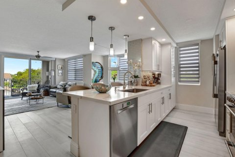 Copropriété à vendre à Highland Beach, Floride: 2 chambres, 114.27 m2 № 2251504 - photo 11