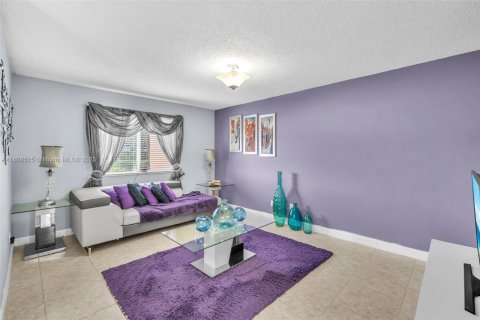 Condo in Plantation, Florida, 3 bedrooms  № 1747852 - photo 29