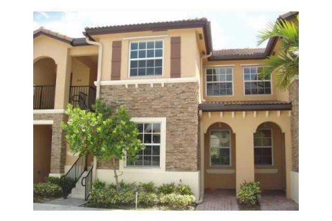 Adosado en alquiler en Homestead, Florida, 3 dormitorios, 108.6 m2 № 2085386 - foto 2