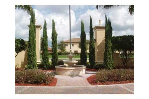 Adosado en alquiler en Homestead, Florida, 3 dormitorios, 108.6 m2 № 2085386 - foto 4