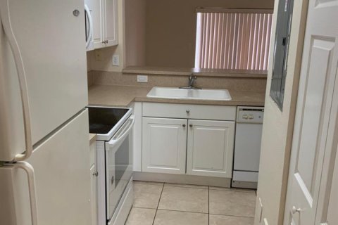 Adosado en alquiler en Homestead, Florida, 3 dormitorios, 108.6 m2 № 2085386 - foto 18