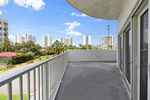 Купить кондоминиум в Дейтона - Бич-Шорс, Флорида 6 комнат, 230.4м2, № 1795977 - фото 17
