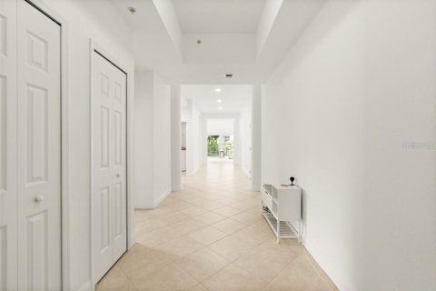 Купить кондоминиум в Дейтона - Бич-Шорс, Флорида 6 комнат, 230.4м2, № 1795977 - фото 2