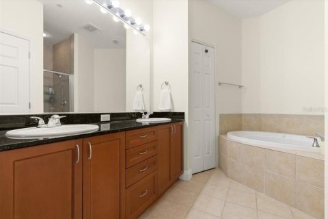 Купить кондоминиум в Дейтона - Бич-Шорс, Флорида 6 комнат, 230.4м2, № 1795977 - фото 30