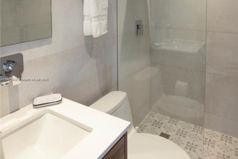 Villa ou maison à louer à Miami, Floride: 3 chambres, 100.33 m2 № 1931402 - photo 29