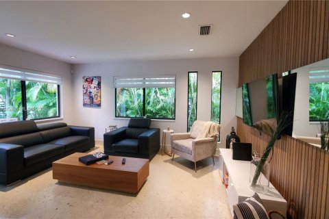 Villa ou maison à louer à Miami, Floride: 3 chambres, 100.33 m2 № 1931402 - photo 6