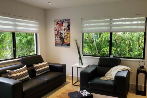 Villa ou maison à louer à Miami, Floride: 3 chambres, 100.33 m2 № 1931402 - photo 9
