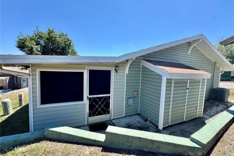 Condominio en venta en Clermont, Florida, 2 dormitorios, 57.6 m2 № 1643237 - foto 26