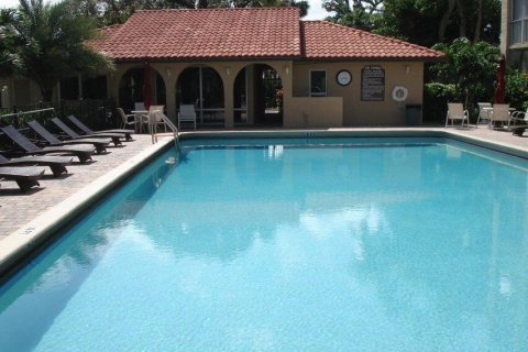 Condo in Boca Raton, Florida, 2 bedrooms  № 2265082 - photo 2