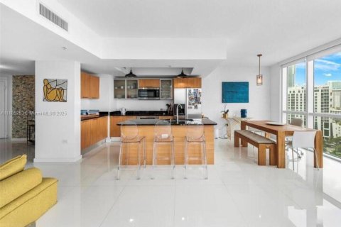 Copropriété à louer à Miami, Floride: 2 chambres, 128.21 m2 № 1931361 - photo 4