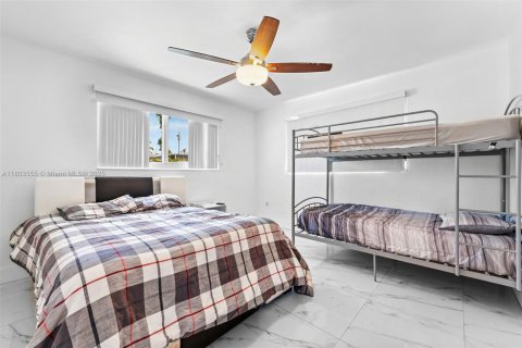 Casa en venta en Miramar, Florida, 3 dormitorios, 154.03 m2 № 1959485 - foto 19