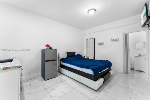 Casa en venta en Miramar, Florida, 3 dormitorios, 154.03 m2 № 1959485 - foto 24