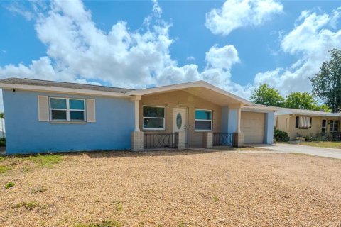 House in Holiday, Florida 3 bedrooms, 154.87 sq.m. № 2226216 - photo 14
