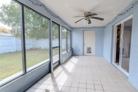 House in Holiday, Florida 3 bedrooms, 154.87 sq.m. № 2226216 - photo 9