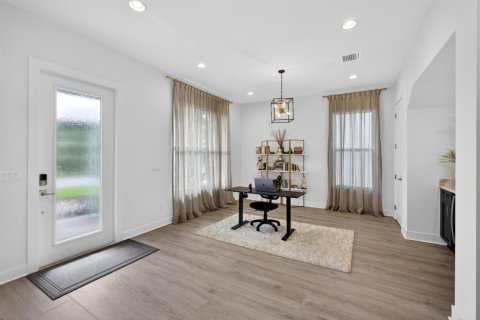 House in Palm Beach Gardens, Florida 5 bedrooms, 403.38 sq.m. № 2187371 - photo 11