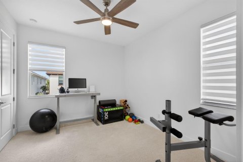 House in Palm Beach Gardens, Florida 5 bedrooms, 403.38 sq.m. № 2187371 - photo 26