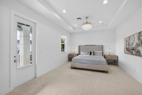 House in Palm Beach Gardens, Florida 5 bedrooms, 403.38 sq.m. № 2187371 - photo 17
