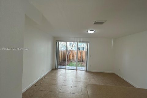 Touwnhouse à louer à Homestead, Floride: 3 chambres, 123.1 m2 № 1987311 - photo 22