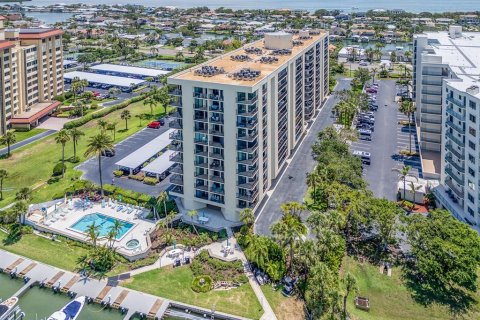 Condo in Clearwater, Florida, 1 bedroom  № 1663125 - photo 26