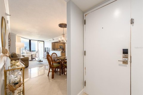 Condo in Clearwater, Florida, 1 bedroom  № 1663125 - photo 3