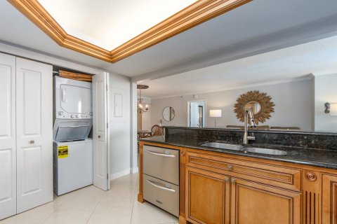 Condo in Clearwater, Florida, 1 bedroom  № 1663125 - photo 14