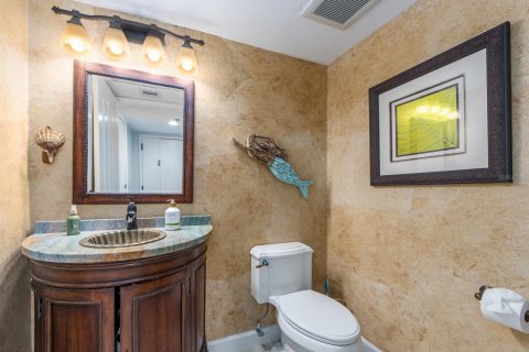 Condo in Clearwater, Florida, 1 bedroom  № 1663125 - photo 15
