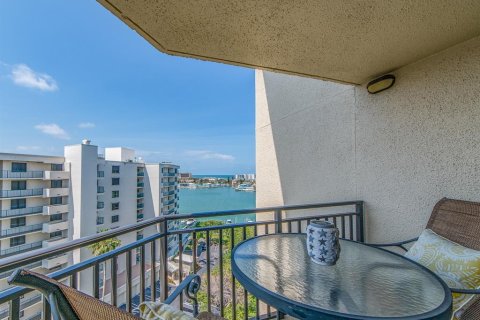 Condo in Clearwater, Florida, 1 bedroom  № 1663125 - photo 5